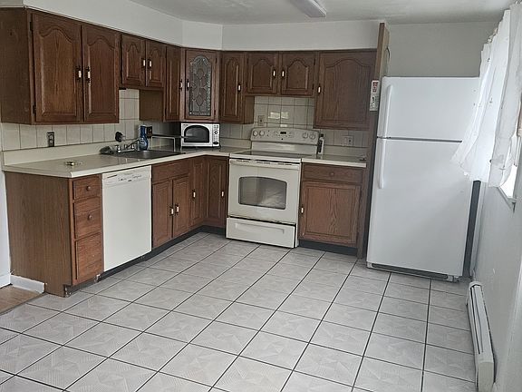4th image of 118 Brandy Ln #1