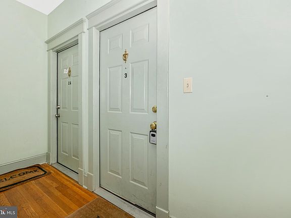 4th image of 231 N Market St #3