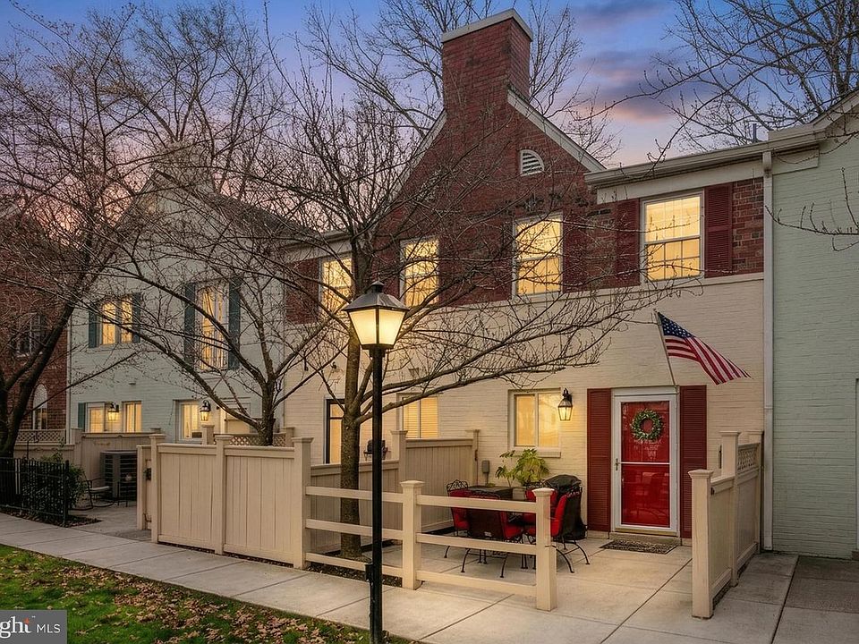 1st image of 1279 N Van Dorn St #1279