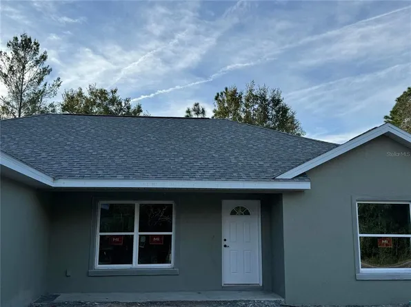 55 Guava Trl, Ocklawaha, FL 32179