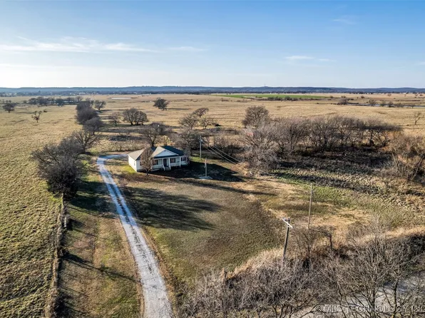 3807 N 160th Rd, Beggs, OK 74421