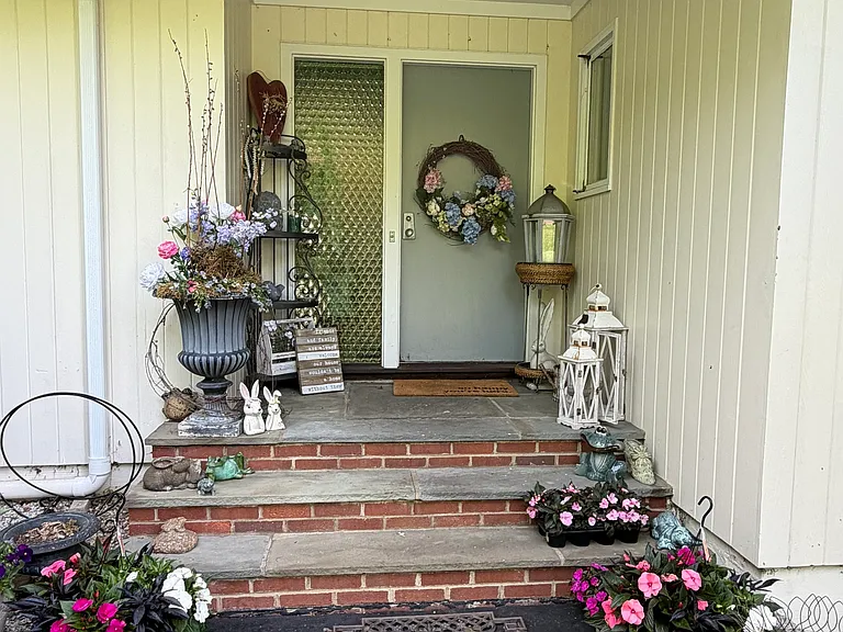 10 Heron Rd — Photo 4