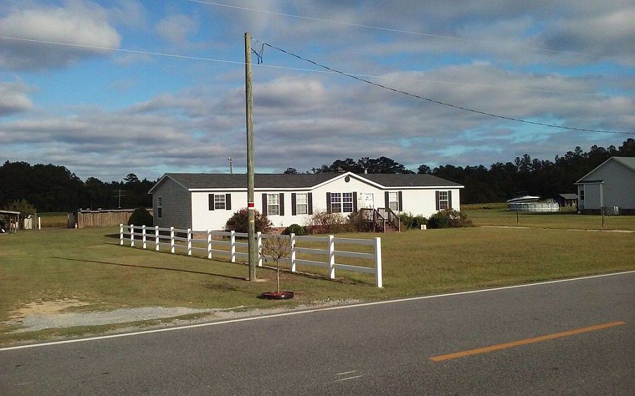 2nd image of 4734 Pauls Path Rd