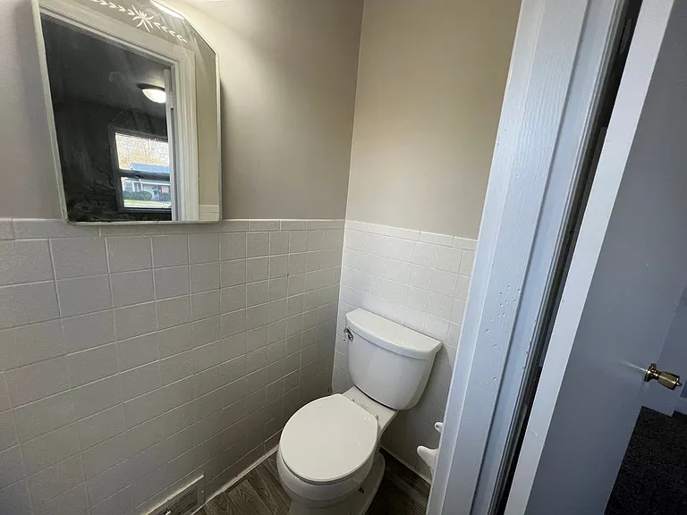 206 Connecticut Ave — Photo 14