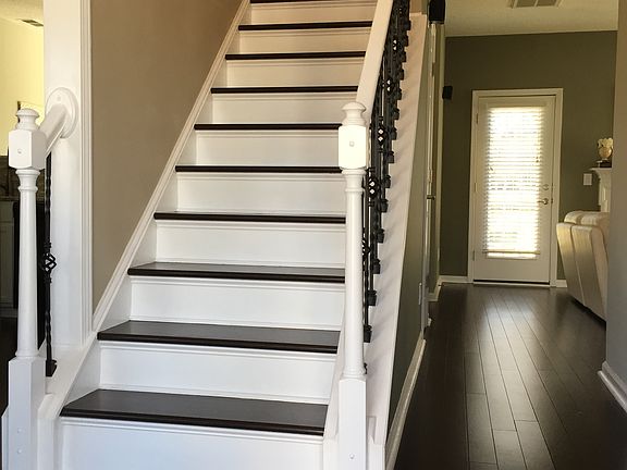2 Story Foyer/Bamboo Floors