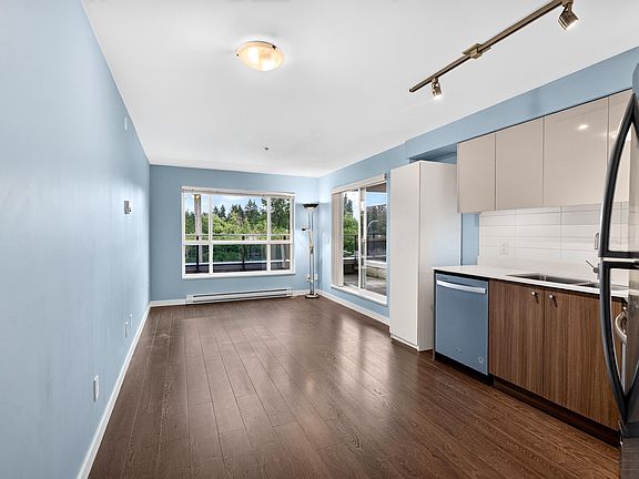 4th image of 10688 140th St #204