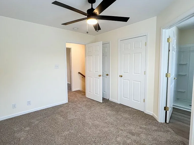 301 Ranger Ln — Photo 17