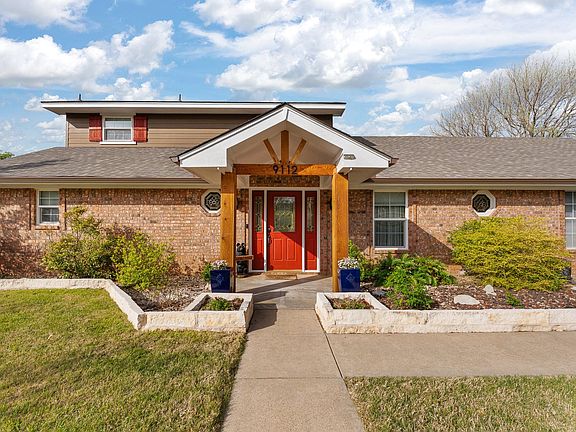 3rd image of 9112 Bontura Rd