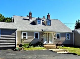 7-11 Mechanic St, Newton, MA 02464