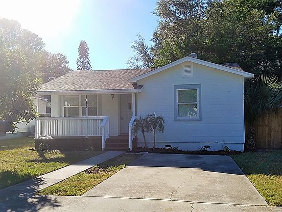 3rd image of 1014 27th St N