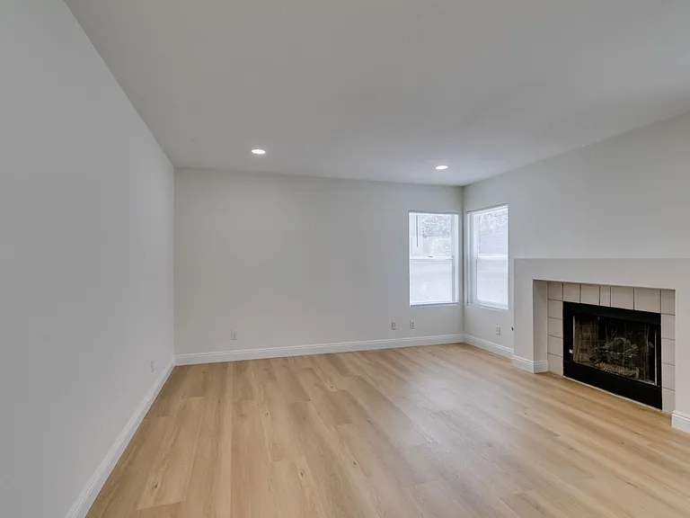 2113 Desert Peak Rd — Photo 12
