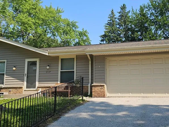 2137 Melody LANE, Waukesha, WI 53186