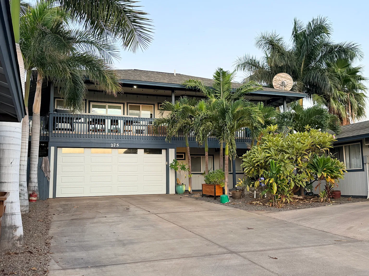 4 bed, 1740 sqft, $5,500 — Photo 1