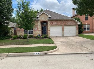 6316 Hawthorn Dr, Denton, TX 76208
