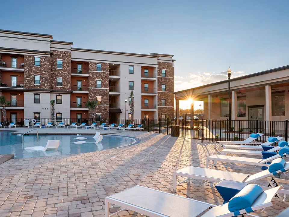 Grand Park Luxury Apartments