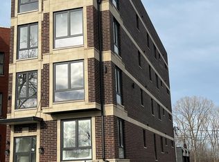3745 S Lake Park Ave #3, Chicago, IL 60653