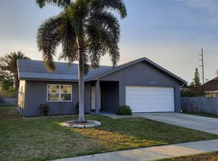 6952 65th St N, Pinellas Park, FL 33781