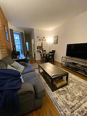 Rented by MAPT Residential LLC | media 3