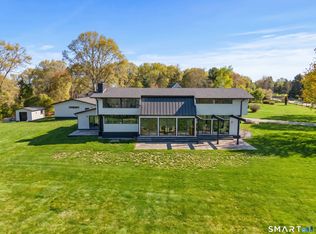 75 Montauk Avenue, Stonington, CT 06378