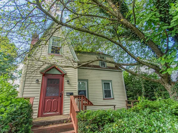 896 Terra Alta St NE, Warren, OH 44483