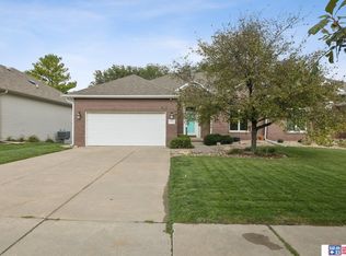 1620 Old Farm Rd, Lincoln, NE 68512