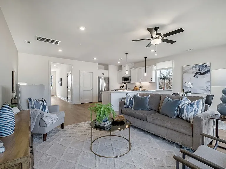 6001 Mill Tree Ct — Photo 4