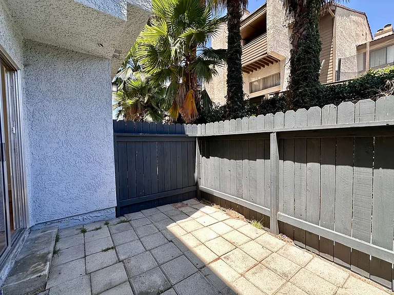 9939 Topanga Canyon Blvd — Photo 58