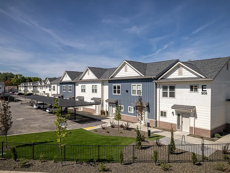 Broadstone Townhomes — Photo 3