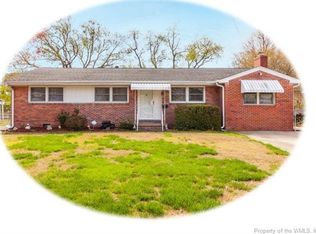 5 Edgemoor Dr, Newport News, VA 23603