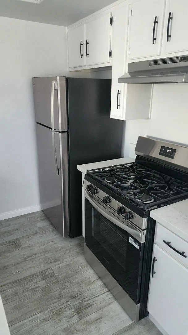 2 bed, 2.0 bath, $2,495 — Photo 2