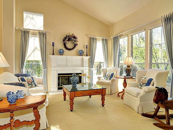 2nd image of 2554 Littlefield Ct