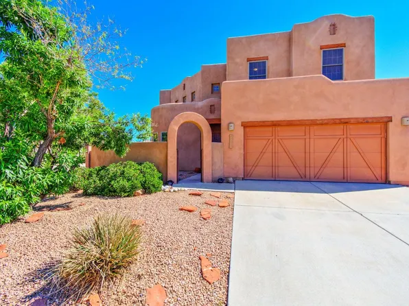 1244 Goodwin Dr, Bernalillo, NM 87004