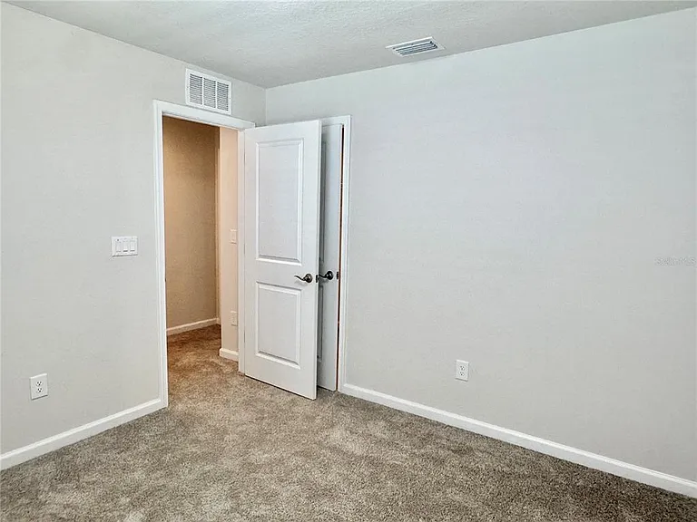 5424 Peaceful Creek Cv — Photo 35