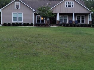 667 Lake Juniper Rd, Brewton, AL 36426