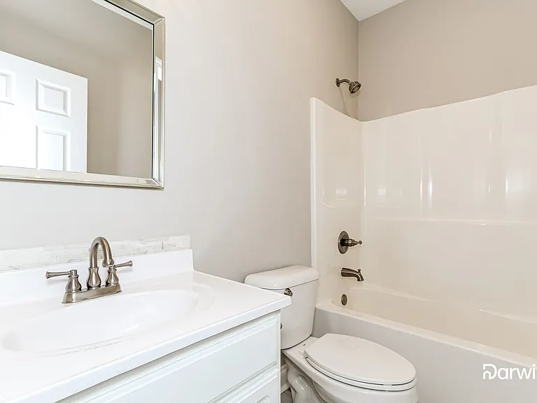 5556 Park Side Cir — Photo 13