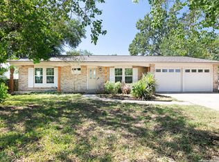 1007 Kilgore St, Pleasanton, TX 78064