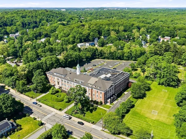 1475 Massachusetts Ave APT 463, Lexington, MA 02420