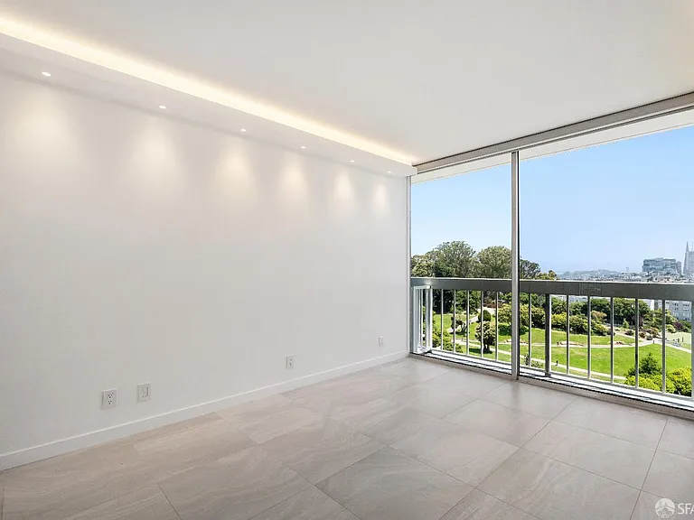 2200 Sacramento St #1207 — Photo 3