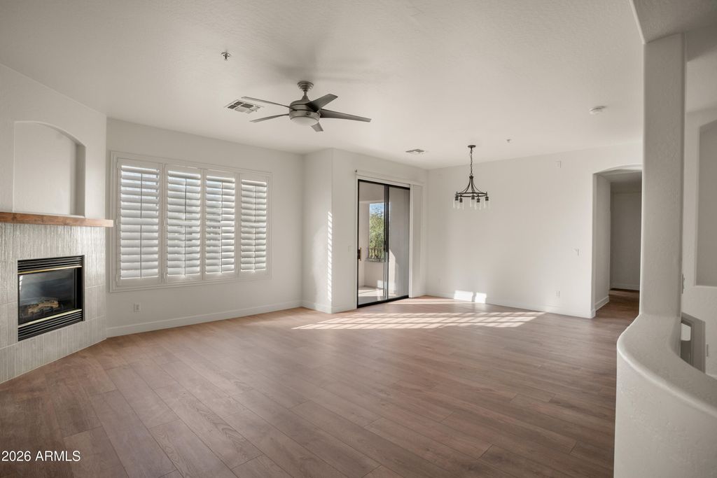 7445 E EAGLE CREST Drive #2113, Mesa, AZ
