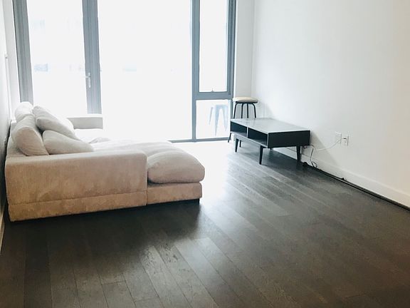4th image of 13103 40th Rd APT 20T