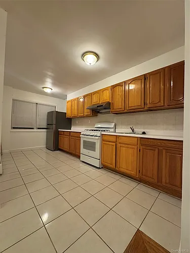 4010 149th St Photo 1