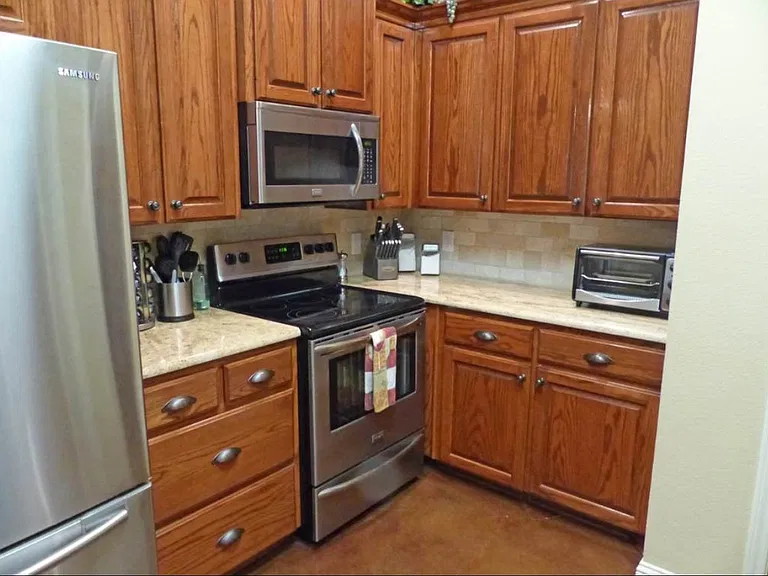 14 N Shore Cir — Photo 9