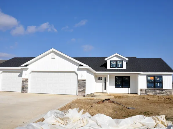 2006 Winesap Way, Kendallville, IN 46755