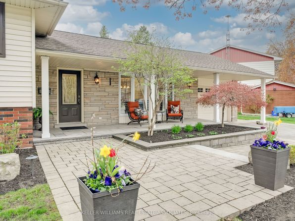 3387 Regal Rd, Burlington, ON L7N 1L9