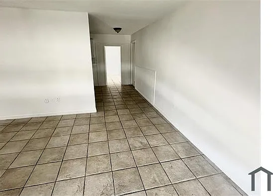 2 bed, 1022 sqft, $1,695 — Photo 3