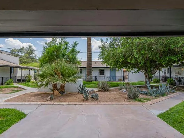743 E Coronado Rd #11 — Photo 2