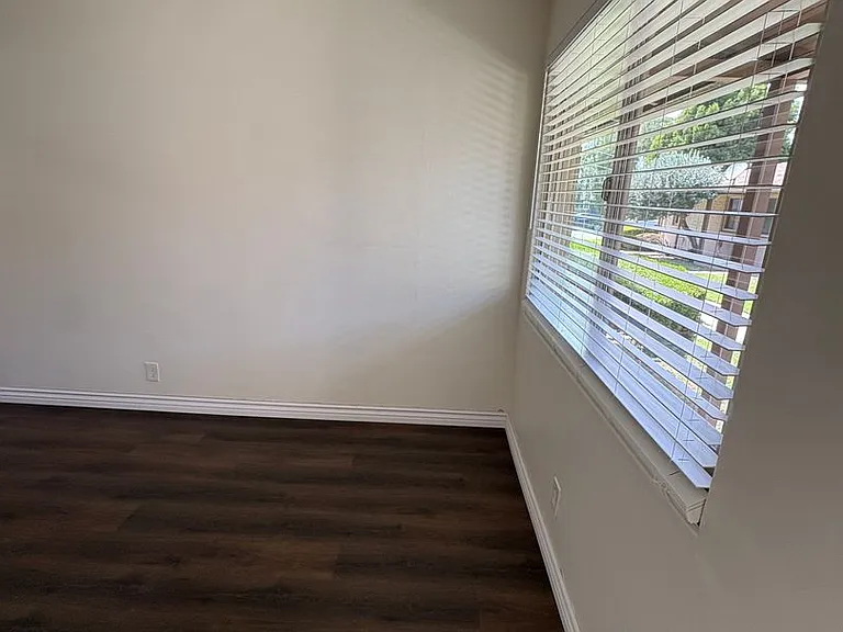 Greenranch Apartments — Photo 11