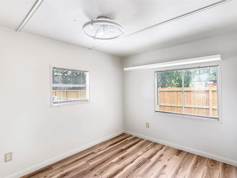 204 1/2 Kerry Rd — Photo 20