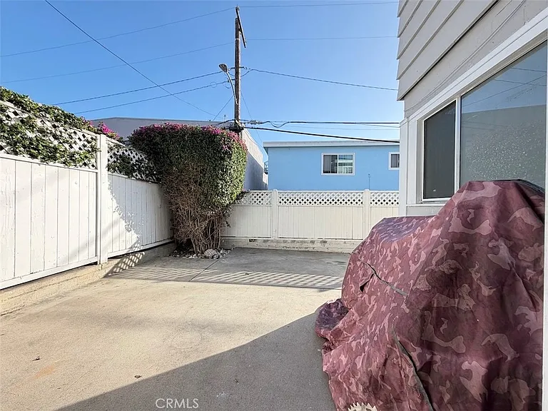 531 Catalina St — Photo 13