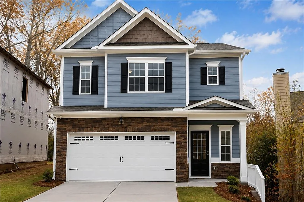 4 bed, 2.5 bath, 2033 sqft, $2,300 — Photo 1